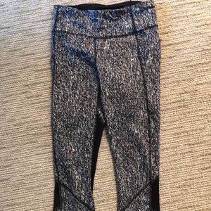 Gently used Lulu Lemon mid length workout pants